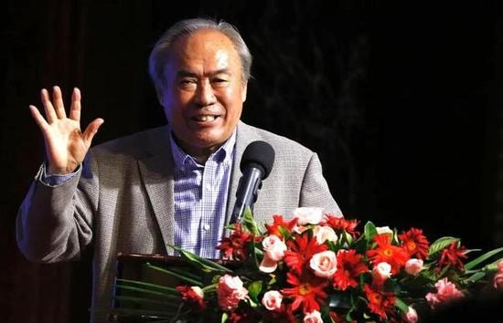红色比基尼2