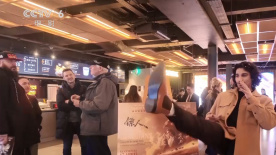 美女被打屁股